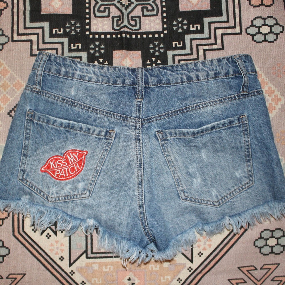 Kiss my patch denim shorts